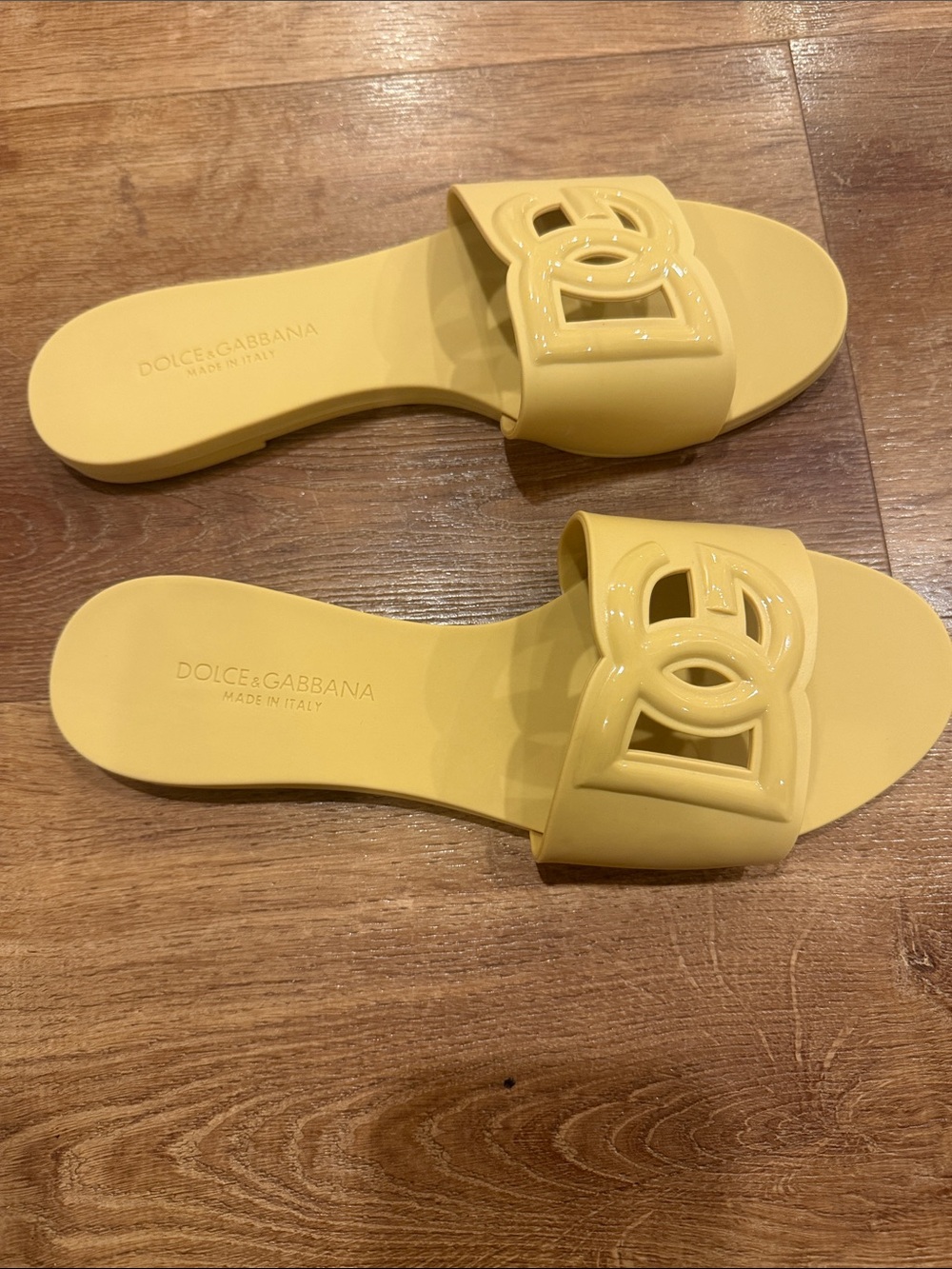 size 39 dolce & Gabbana Banana Yellow Logo Slide Sandals - Picture 4 of 13